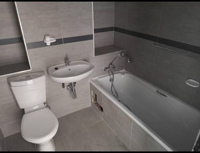 3 BEDROOM APARTMENT TO LET IN PRESTBURY